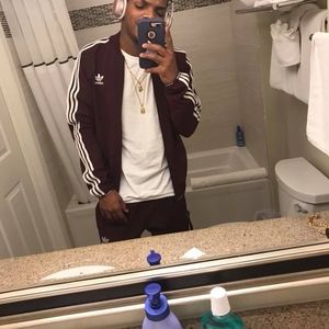 Meet your Posher, Jesus g.